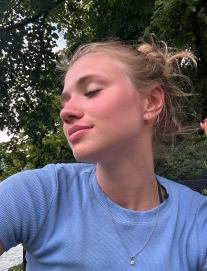 Anne Сute Fox