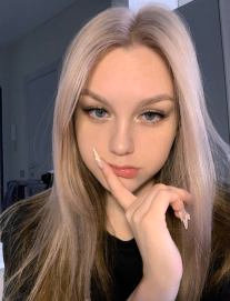Emmie Murray Aurora